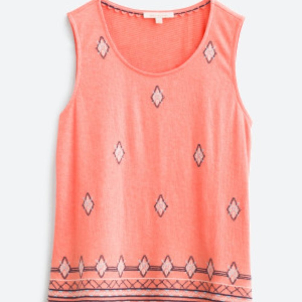 New Bannie Curved Hem Knit Top/ Large